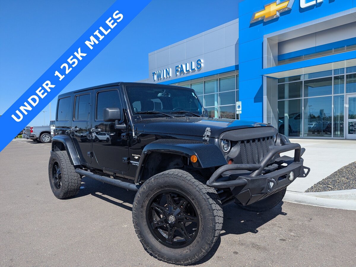 2013 Jeep Wrangler Unlimited 4WD 4dr Sahara