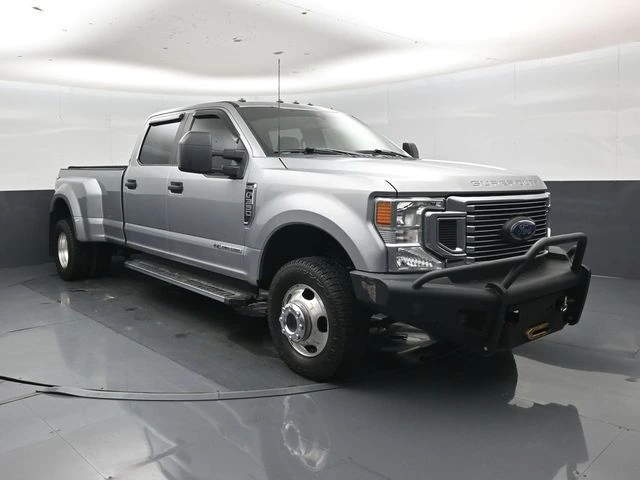 2021 Ford F-350 XL 4x4 Crew Cab 8' Box DRW's photo