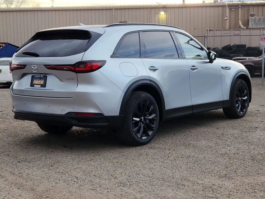 2025 Mazda CX-90 Premium S photo 2