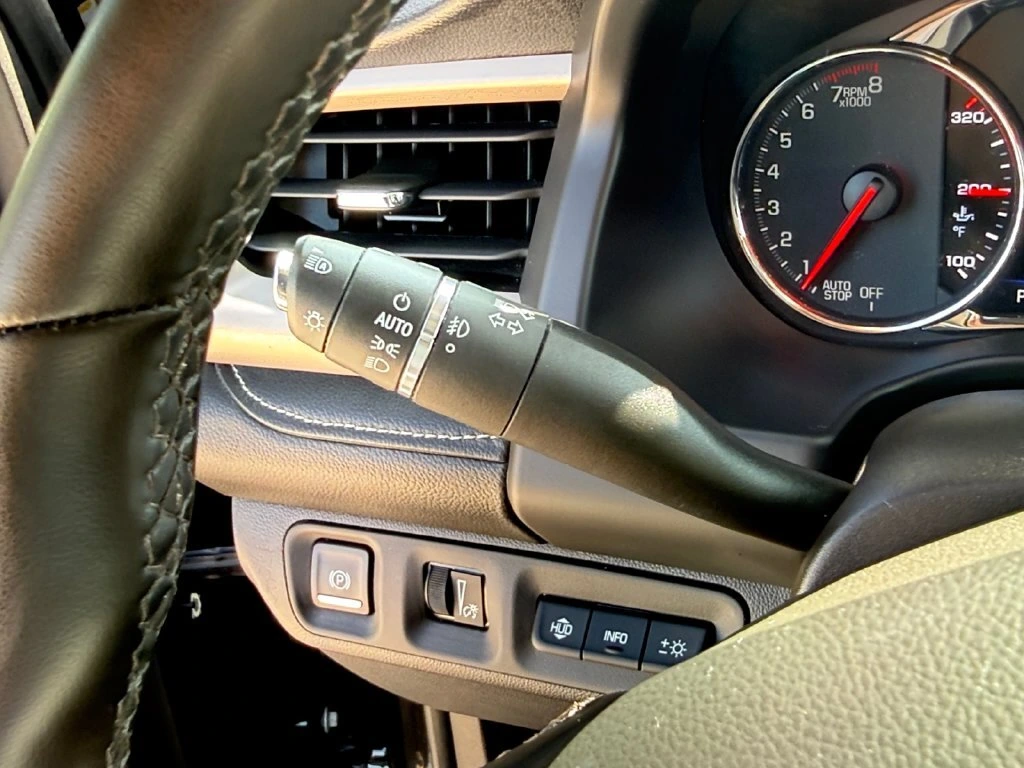 2023 GMC Acadia Denali - Photo 39