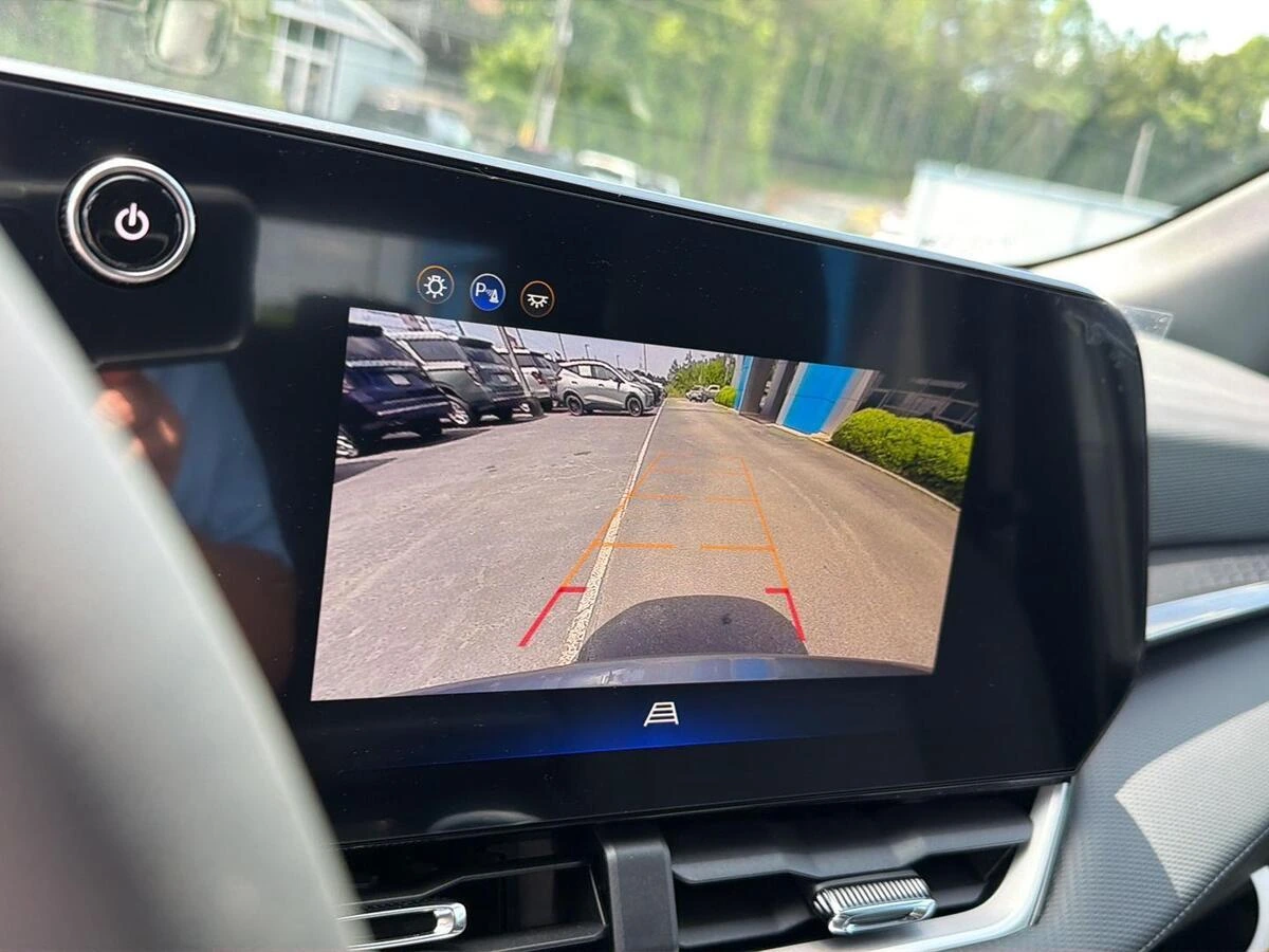 2026 Chevrolet Equinox LT - Photo 25