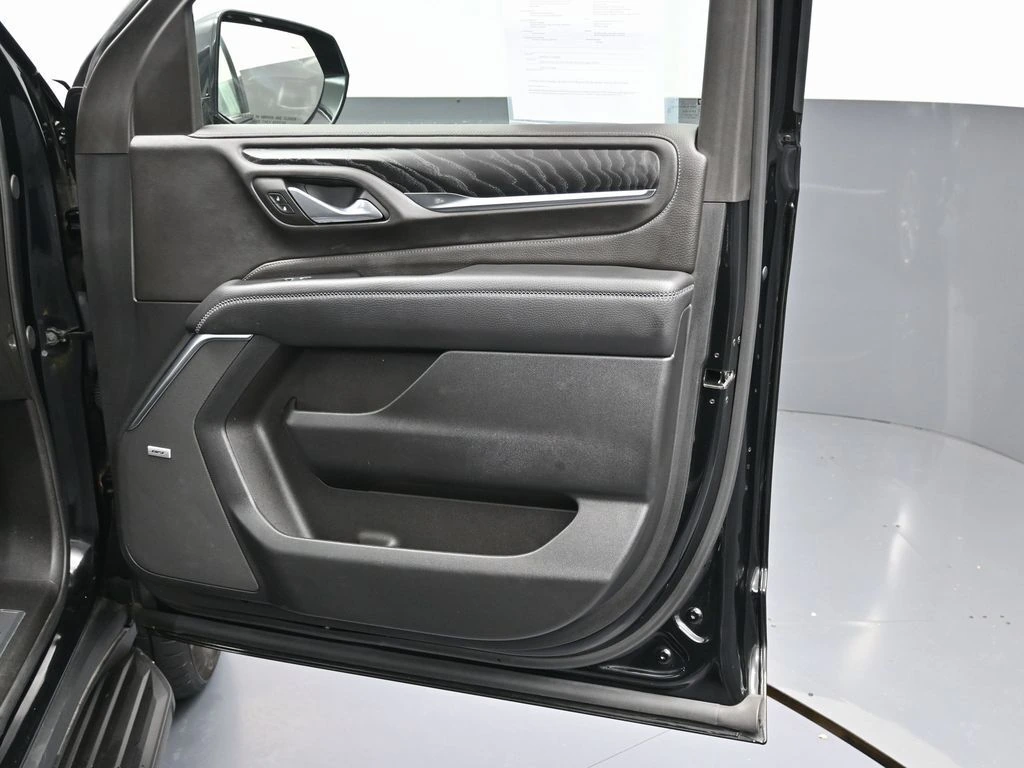 2024 GMC Yukon Denali - Photo 31