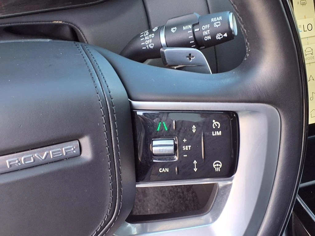 2025 Land Rover Range Rover SE - Photo 36