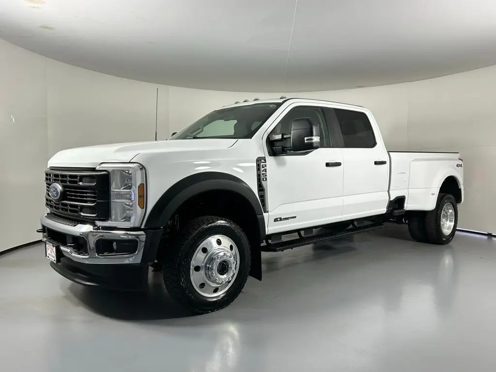 2025 Ford F-450 XL photo 2