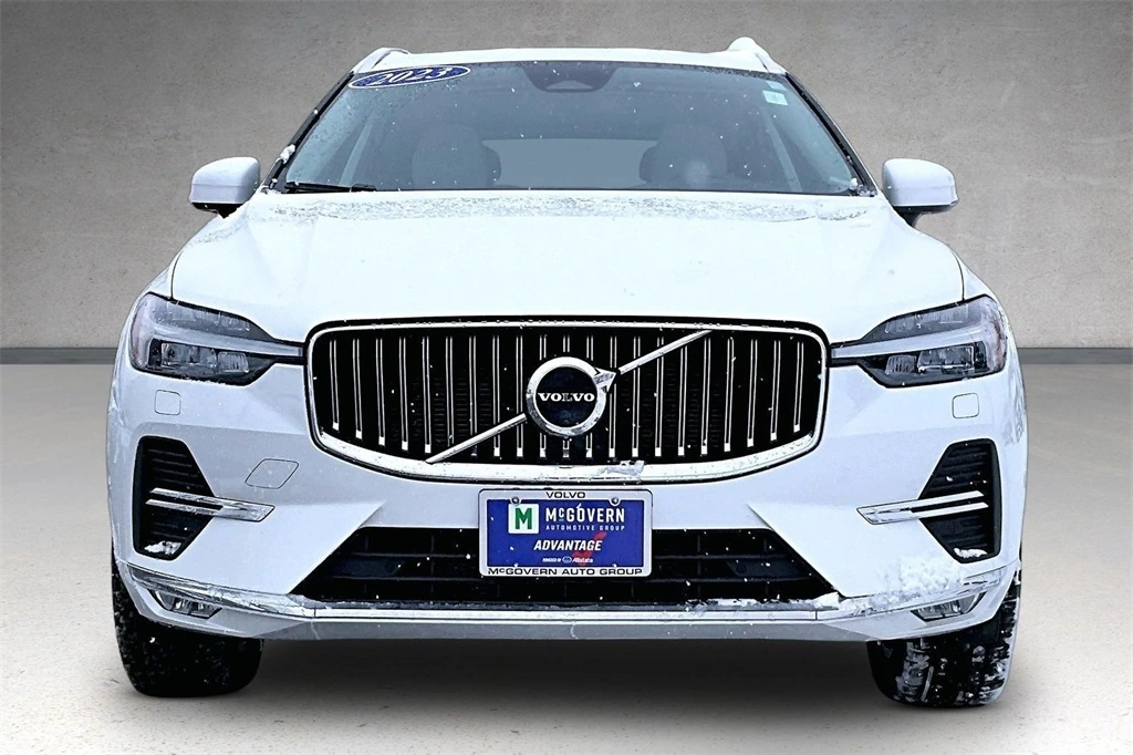 2023 Volvo - image 2