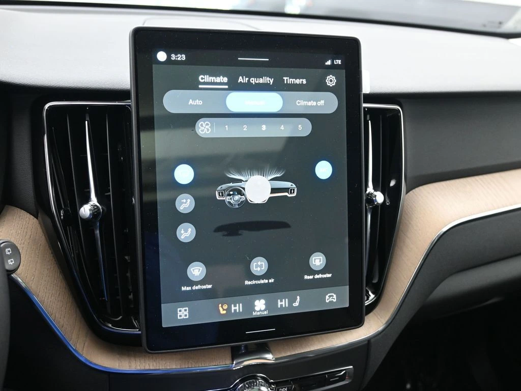 2026 Volvo - image 14