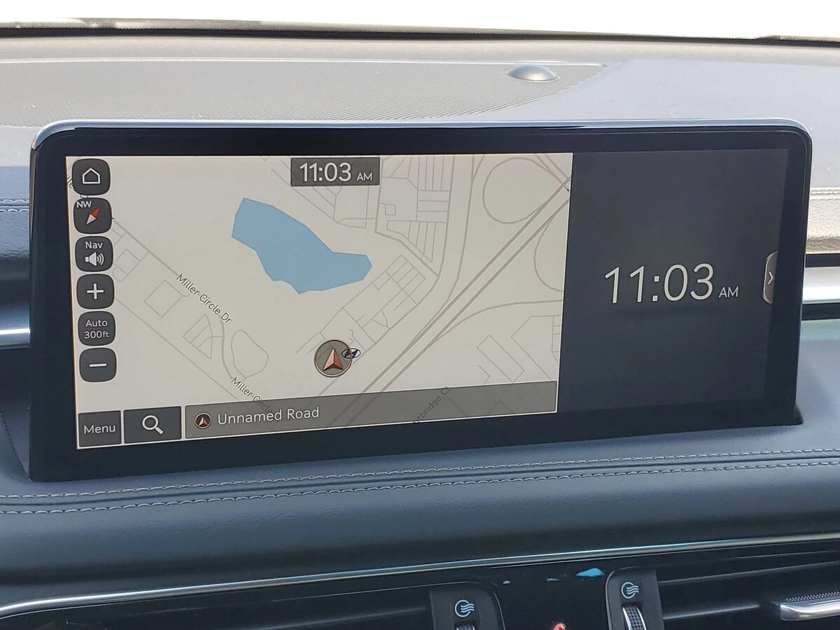 2022 GENESIS G70 Standard - Photo 29