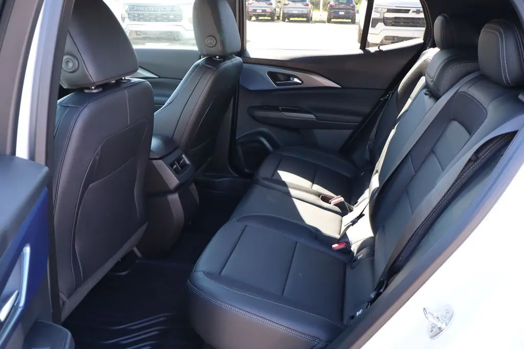 2026 Chevrolet Equinox LT photo 37