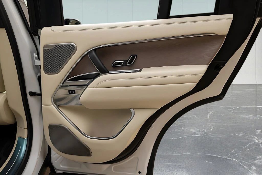 2025 Land Rover Range Rover Autobiography - Photo 26