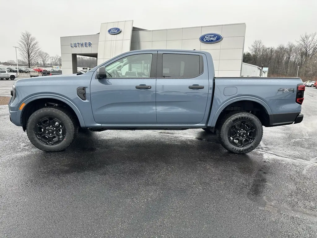 2025 Ford Ranger XLT photo 2