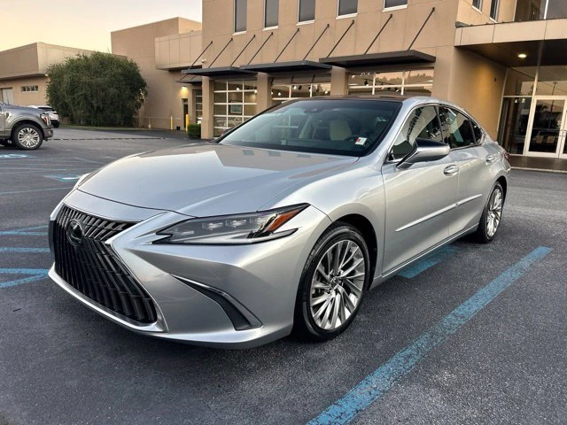 2022 Lexus ES 350 Ultra Luxury