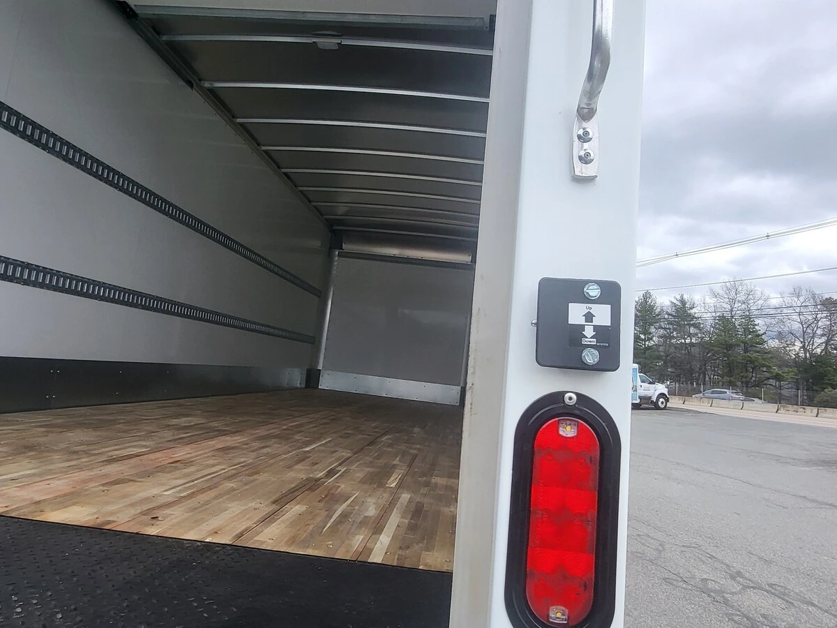 2025 International MV - image 21