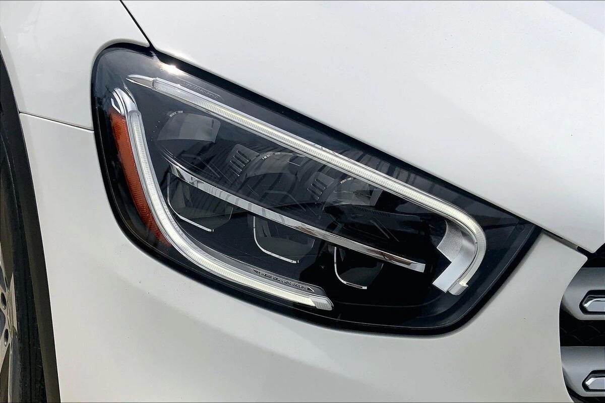 2022 Mercedes-Benz GLC GLC300 - Photo 33