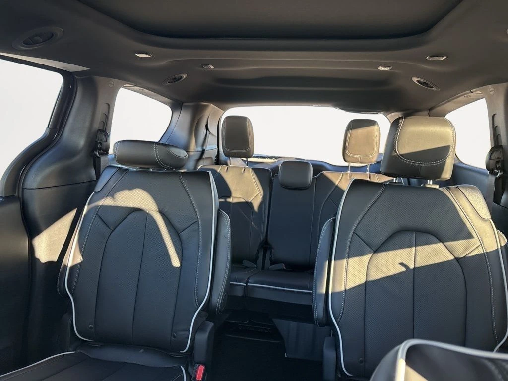 2026 Chrysler Pacifica Limited - Photo 51