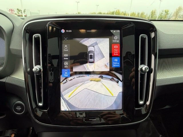 2026 Volvo XC40 Ultra - Photo 19