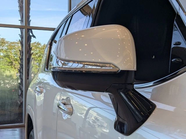 2026 Lexus LX 700h Luxury - Photo 10