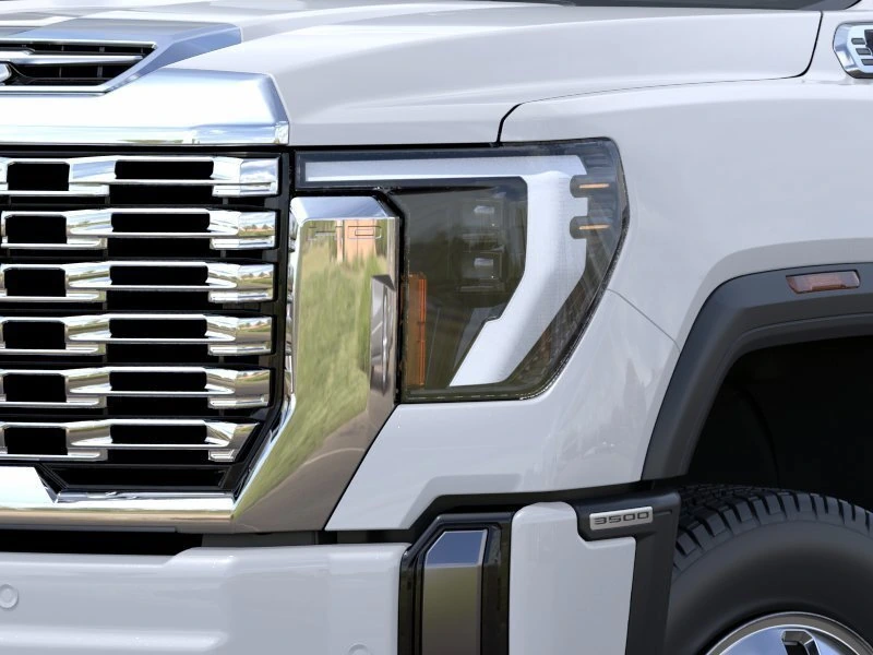 2026 GMC Sierra 3500HD Denali - Photo 10