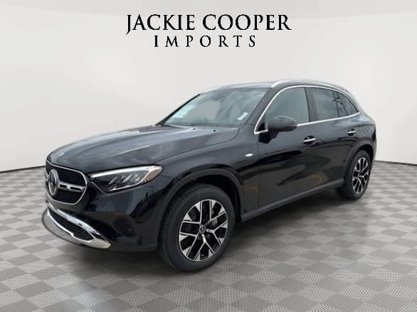 2025 Mercedes-Benz GLC