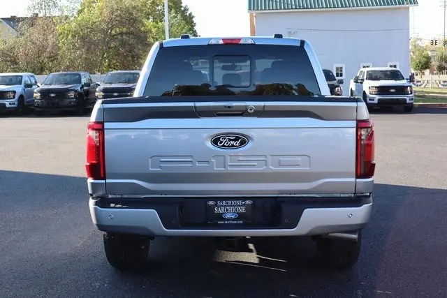 2025 Ford F-150 XLT photo 19