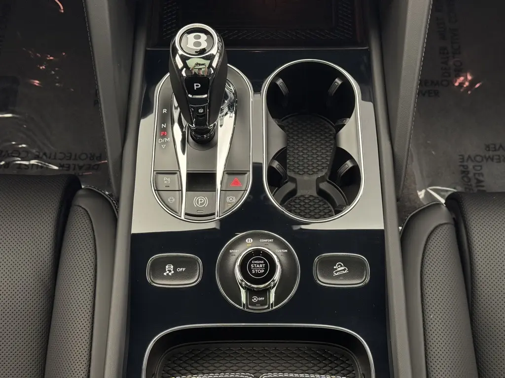 2025 Bentley Bentayga Azure photo 27
