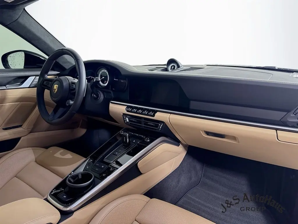 2022 Porsche 911 Turbo S photo 31