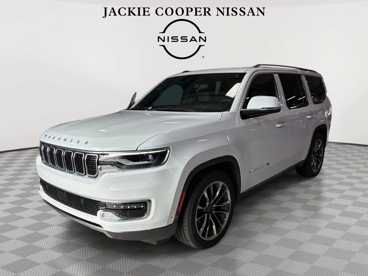 2022 Jeep Wagoneer
