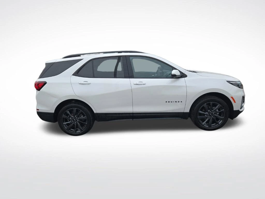 Used 2023 Chevrolet Equinox RS with VIN 3GNAXWEG4PL264948 for sale in Golden Valley, Minnesota