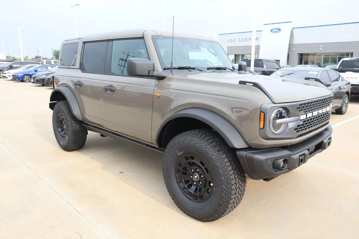 2026 Ford Bronco Badlands 4x4's photo