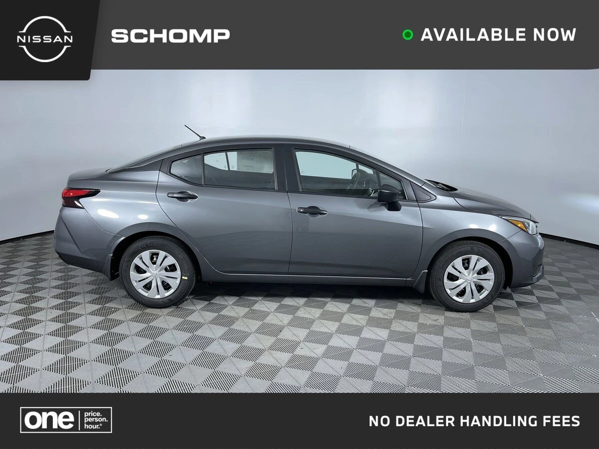 2025 Nissan Versa Sedan S's photo