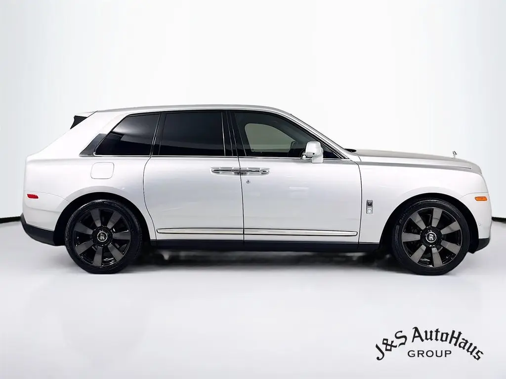 2022 Rolls Royce Cullinan RR31 photo 8