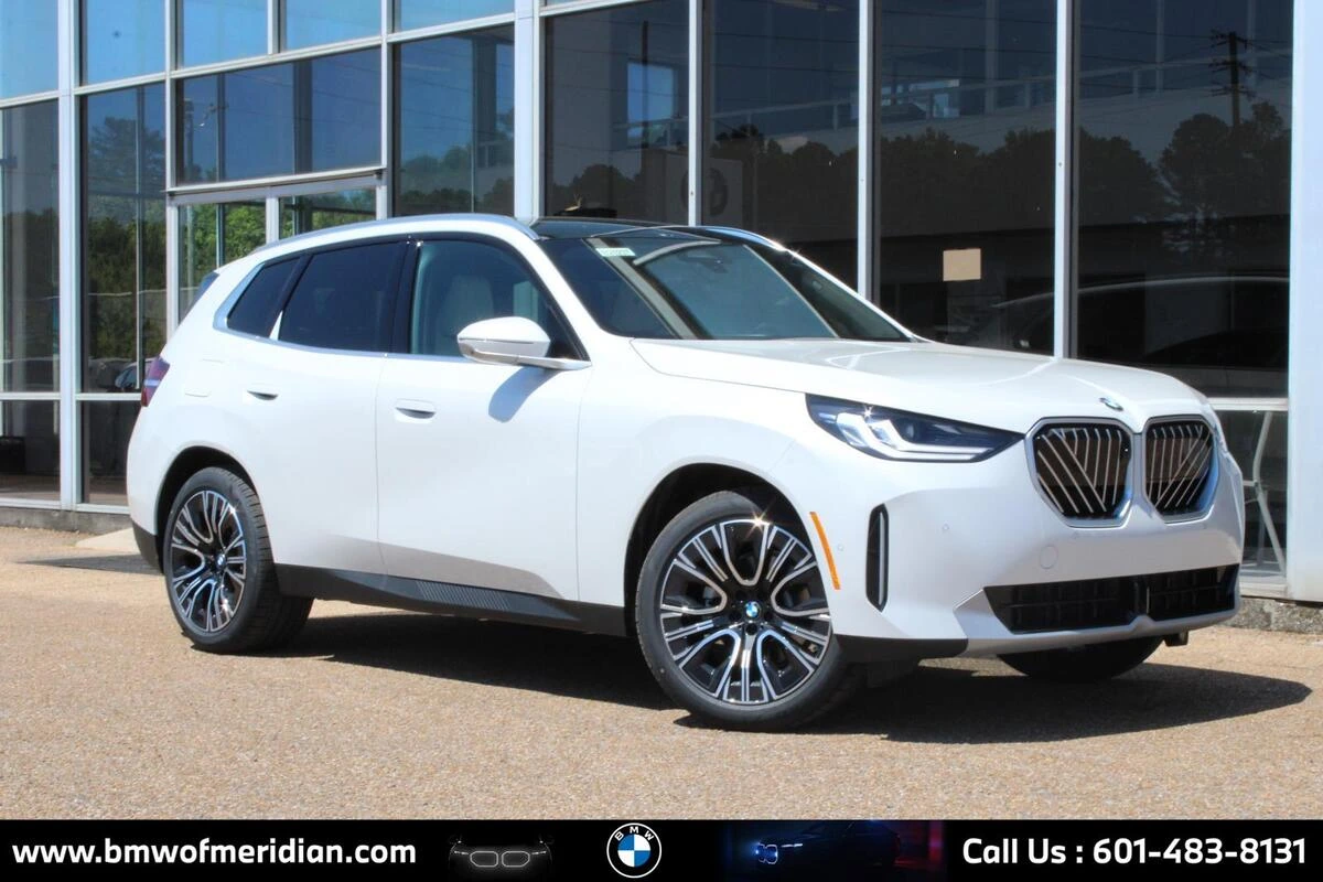 2026 BMW X3 30 XDRIVE's photo