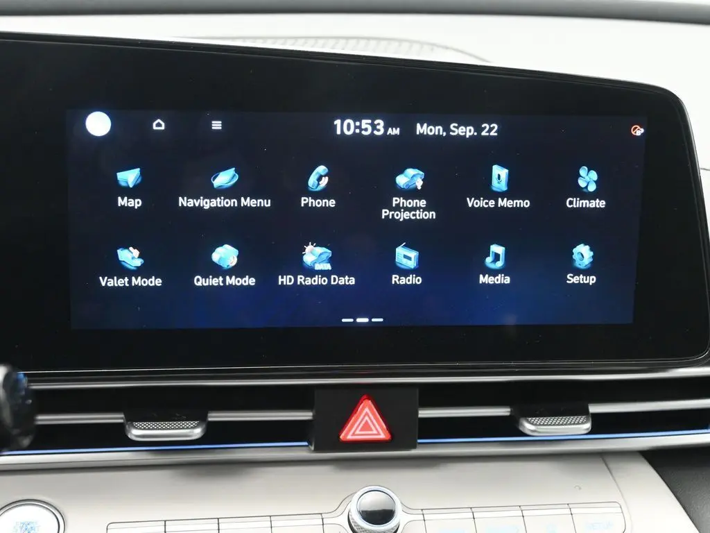 2024 Hyundai Elantra Limited photo 11