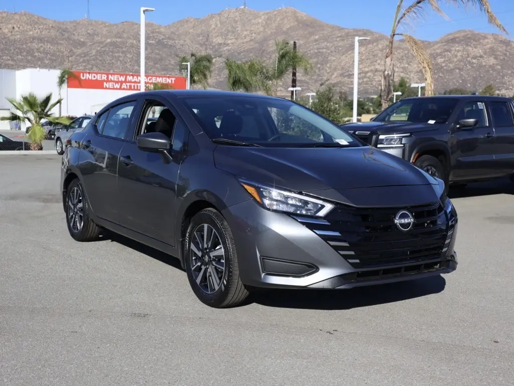 2025 Nissan Versa Sedan SV's photo