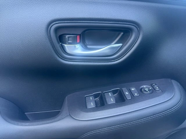 2026 Honda HR-V LX - Photo 19