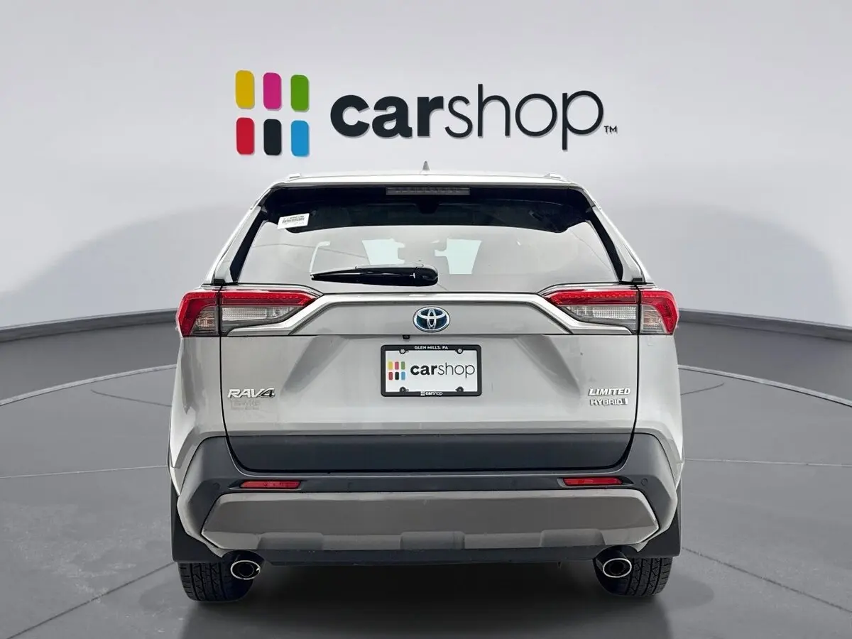 2019 Toyota RAV4 Hybrid Limited photo 3