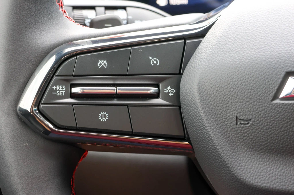 2027 Chevrolet Equinox RS - Photo 24