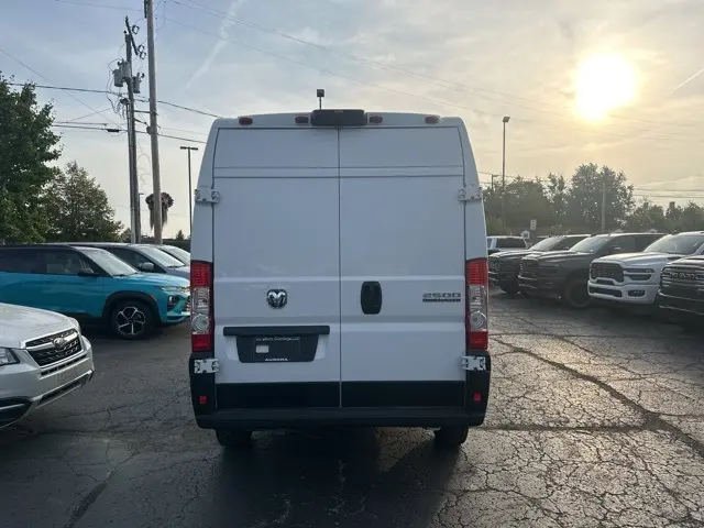 2025 Ram ProMaster 2500 photo 4
