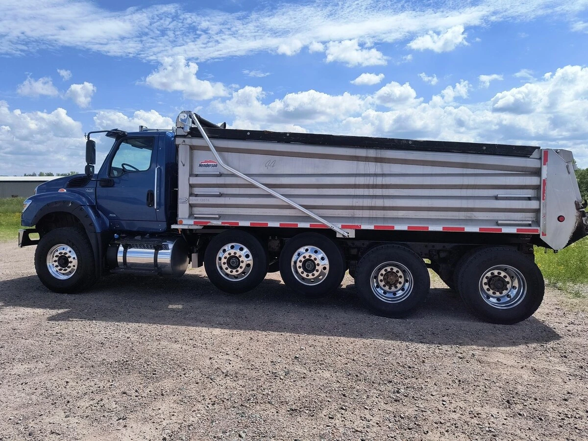 2022 International HV in Abbotsford, WI — photo 2