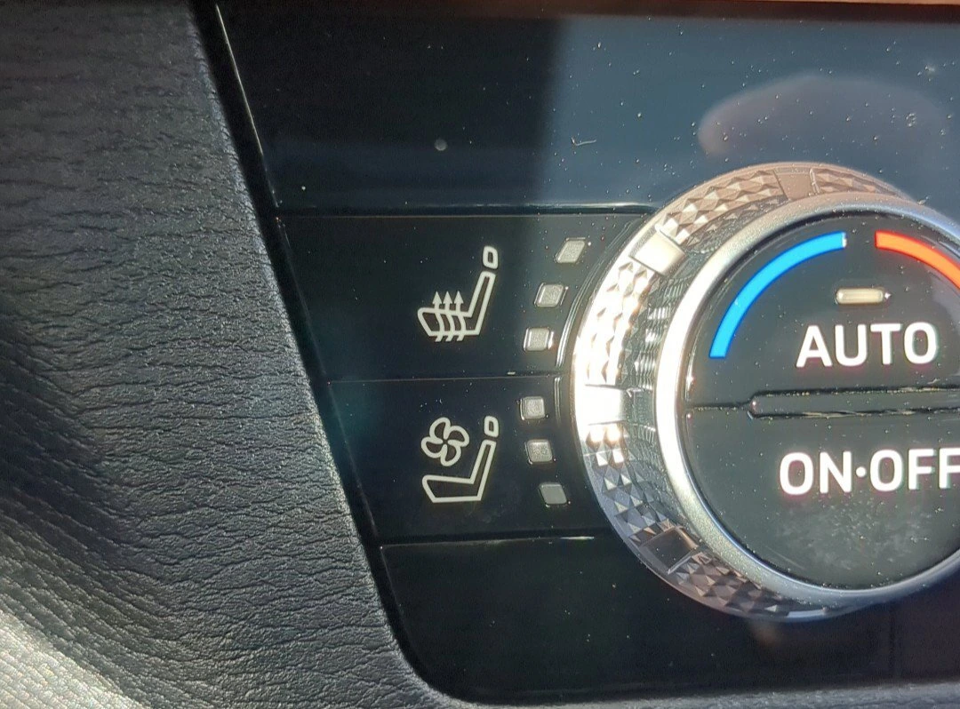 2026 Mitsubishi Outlander SEL - Photo 29