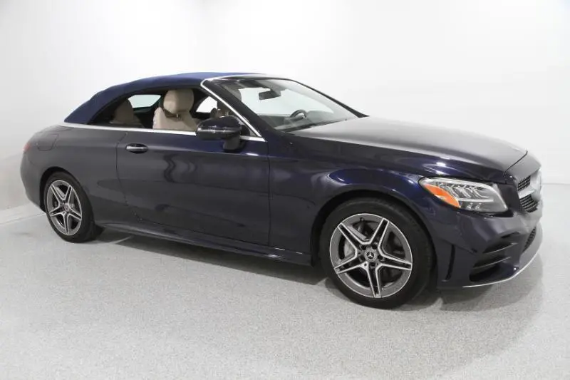 2020 Mercedes Benz C 300 photo 2