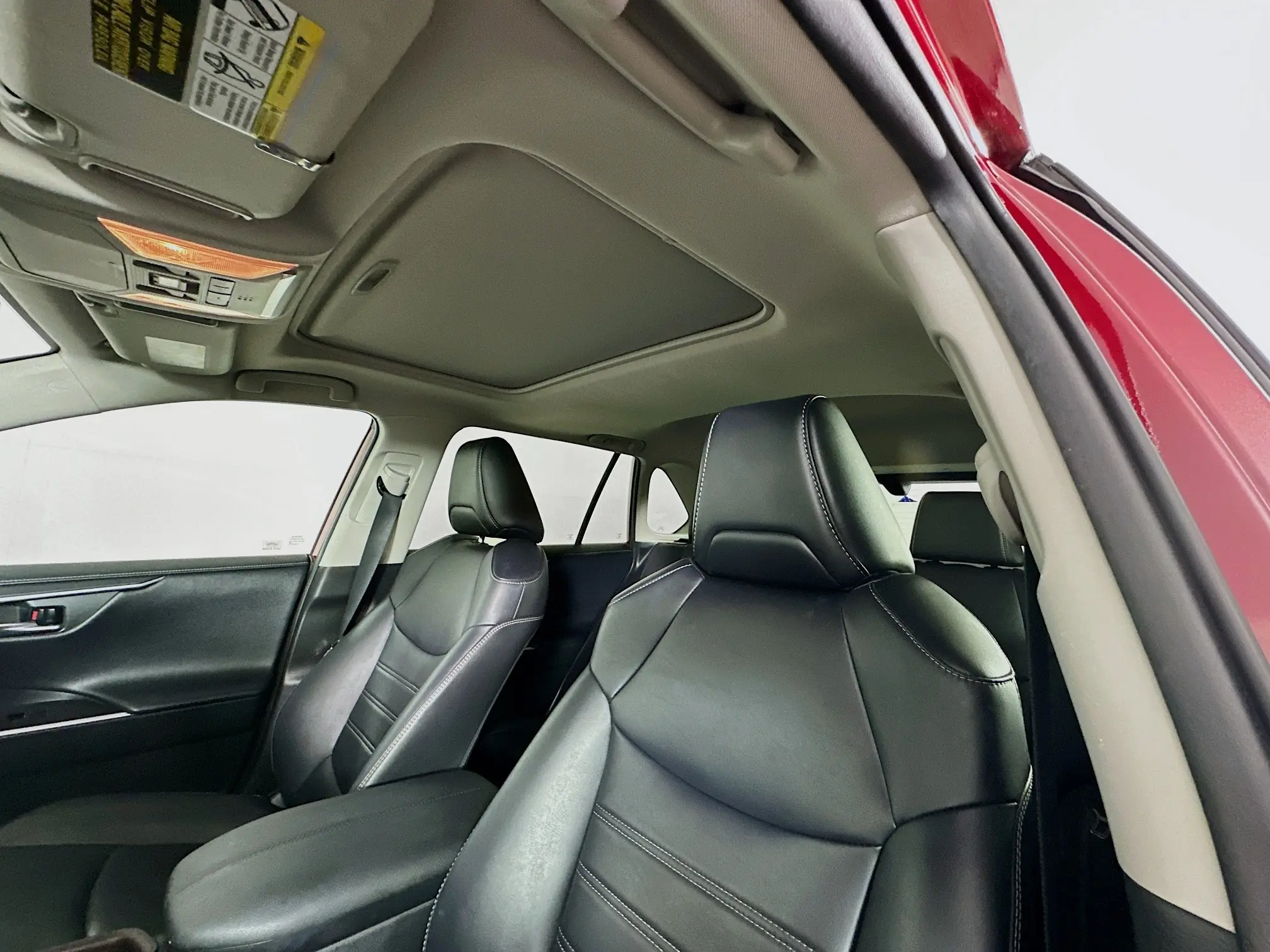 2020 Toyota RAV4 Limited photo 19