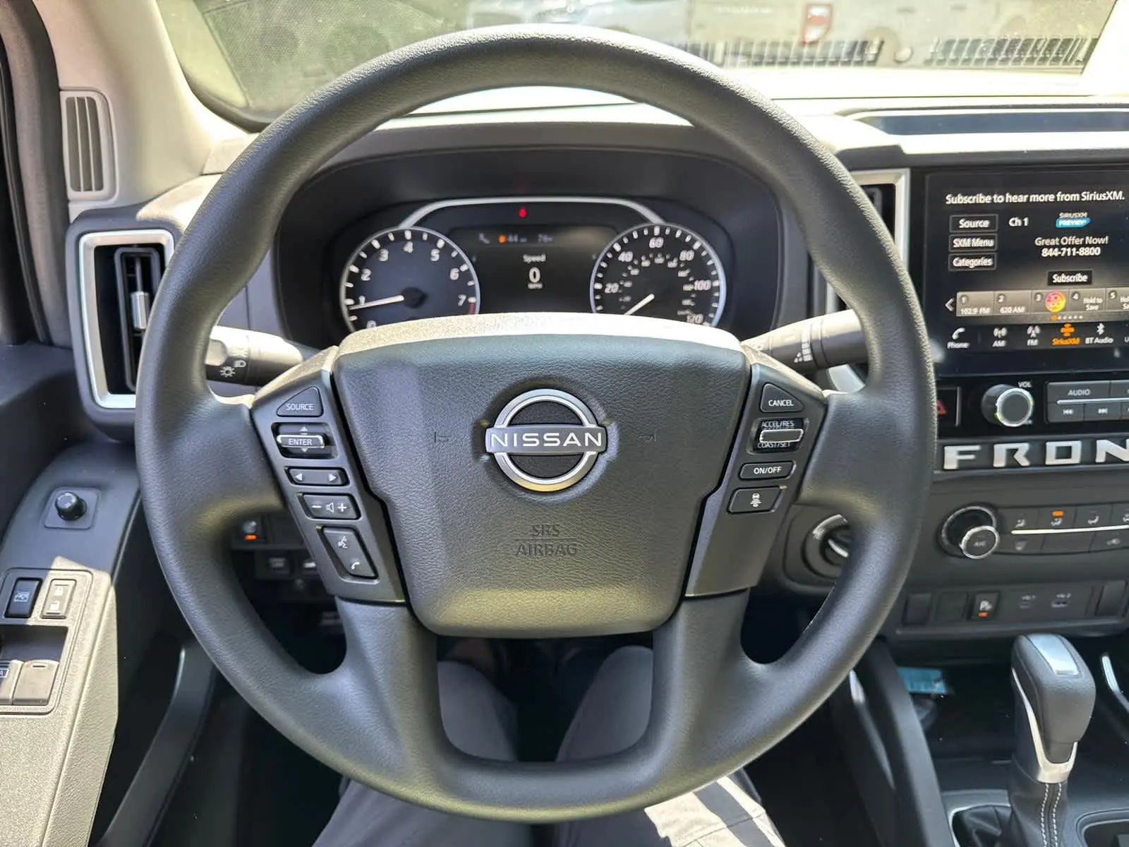 2025 Nissan Frontier SV photo 16