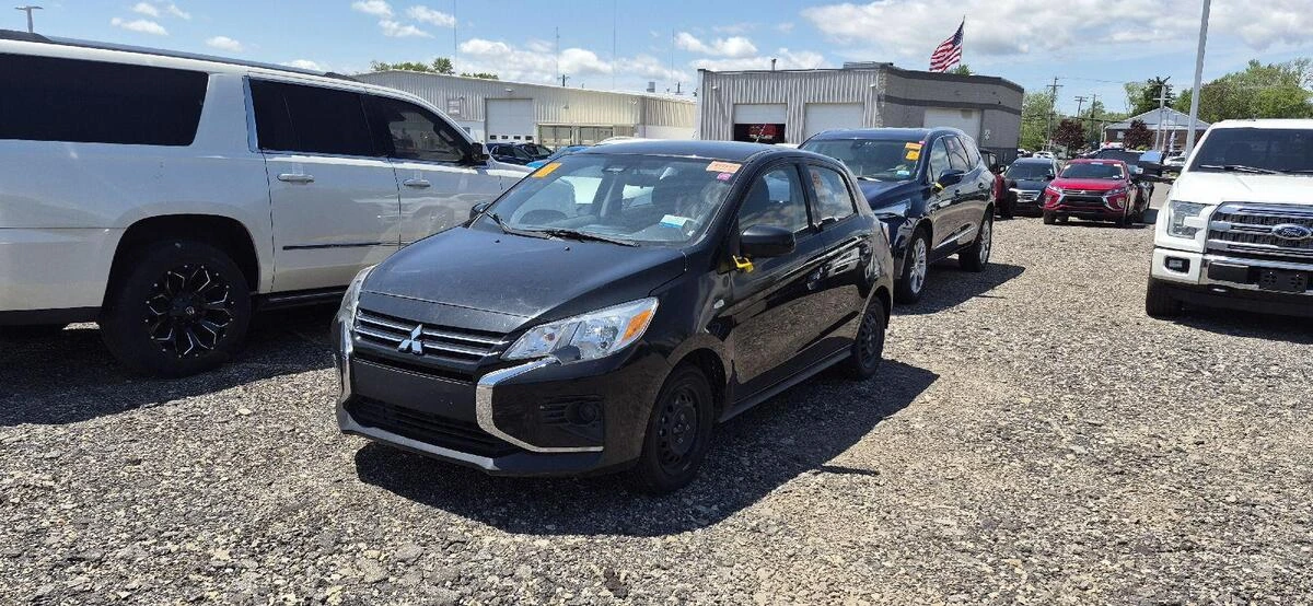 2021 Mitsubishi Mirage ES CVT's photo