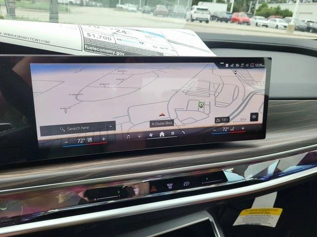 2026 BMW 7 Series 750e - Photo 20