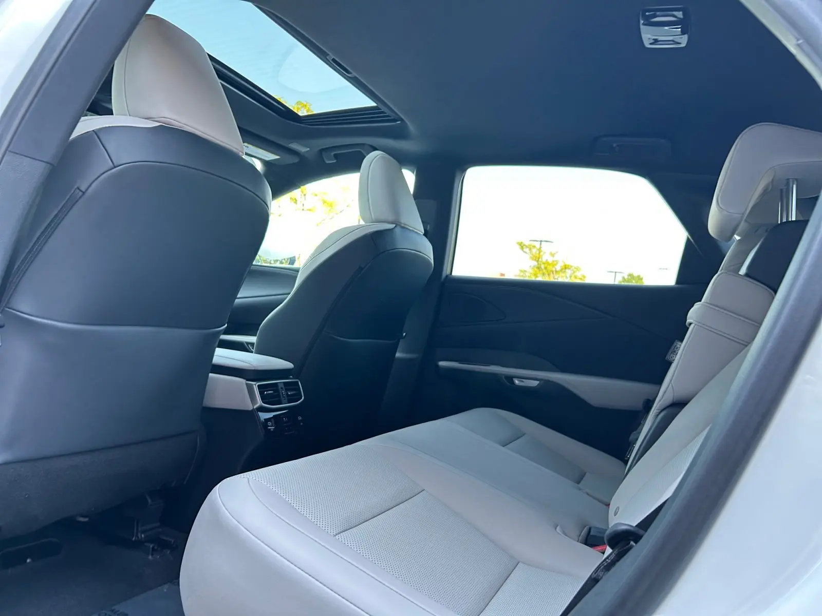 2025 Lexus RX 350 Premium AWD photo 18