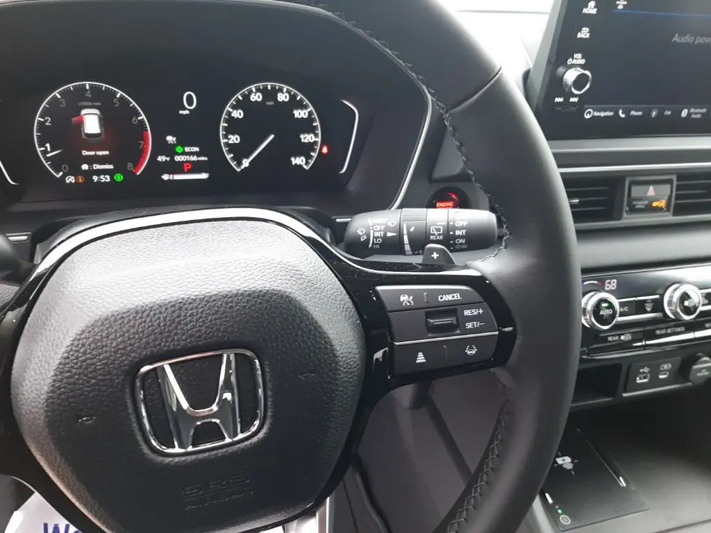 2025 Honda Pilot Touring photo 4