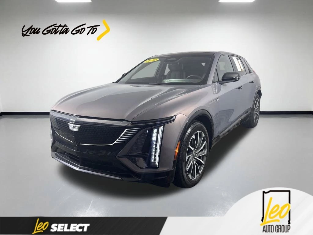2024 Cadillac LYRIQ Sport 2