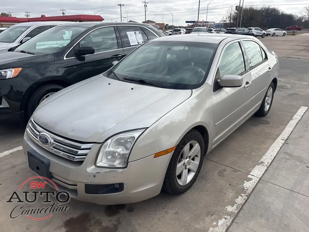 2007 Ford Fusion SE's photo