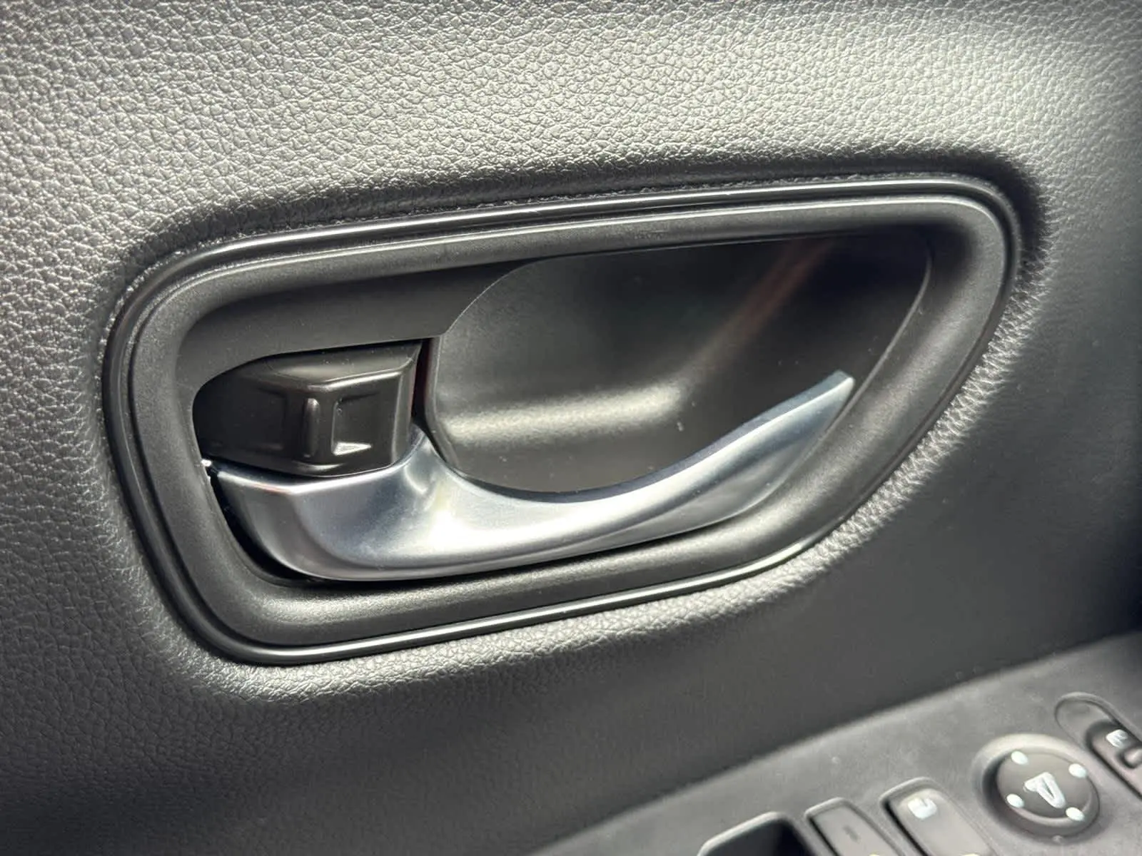 2026 Honda HR-V LX photo 23