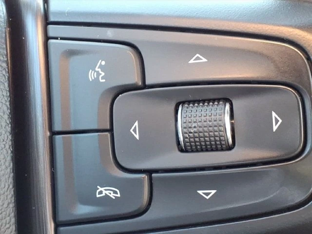 2023 GMC Yukon AT4 - Photo 17